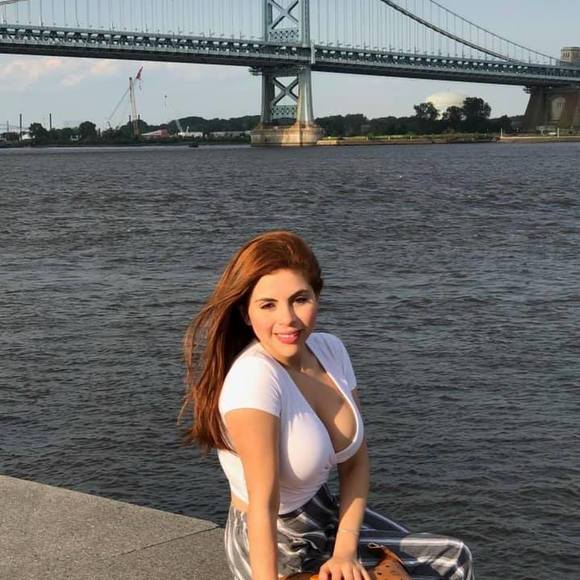 Meet your Posher, Erika - Picture 1 of 1